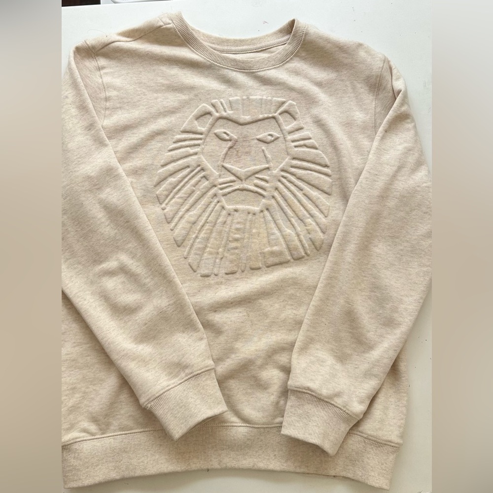 Lion King sweater size M